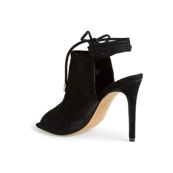 Steve Madden leather/suede sophie sandal. - Picture 2 of 7